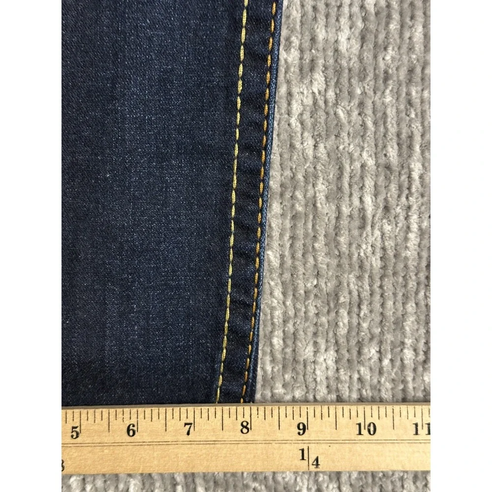 True Religion Jeans GENO Big T Flap Relaxed Slim Mens 42x32 Dark Mahogany Wash